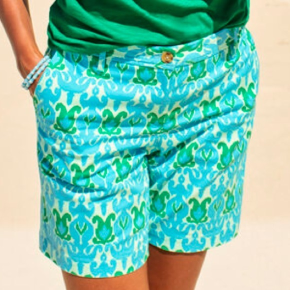 Talbots Relaxed Chino Shorts, Ikat Medallion Cotton Spandex Blend size 16 NWT - Picture 2 of 9